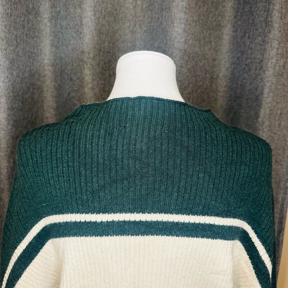 Gilli Dark Green and Cream Turtleneck Sweater Sz Medium - Picture 9 of 11
